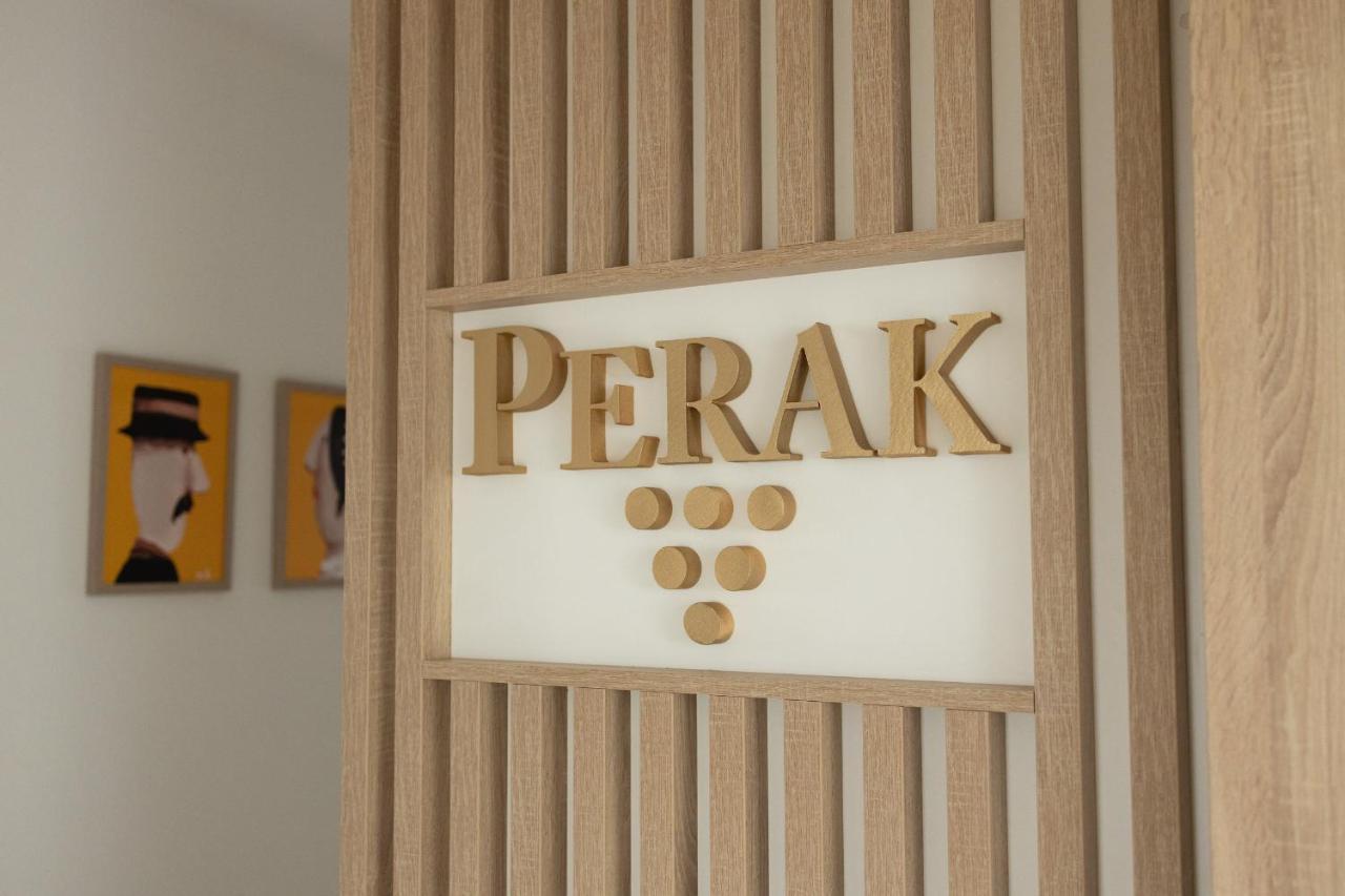 Kutjevo Rooms & Apartment Perak מראה חיצוני תמונה