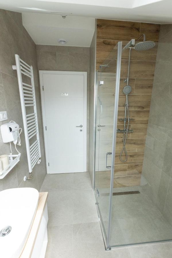 Kutjevo Rooms & Apartment Perak מראה חיצוני תמונה