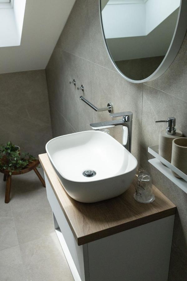 Kutjevo Rooms & Apartment Perak מראה חיצוני תמונה