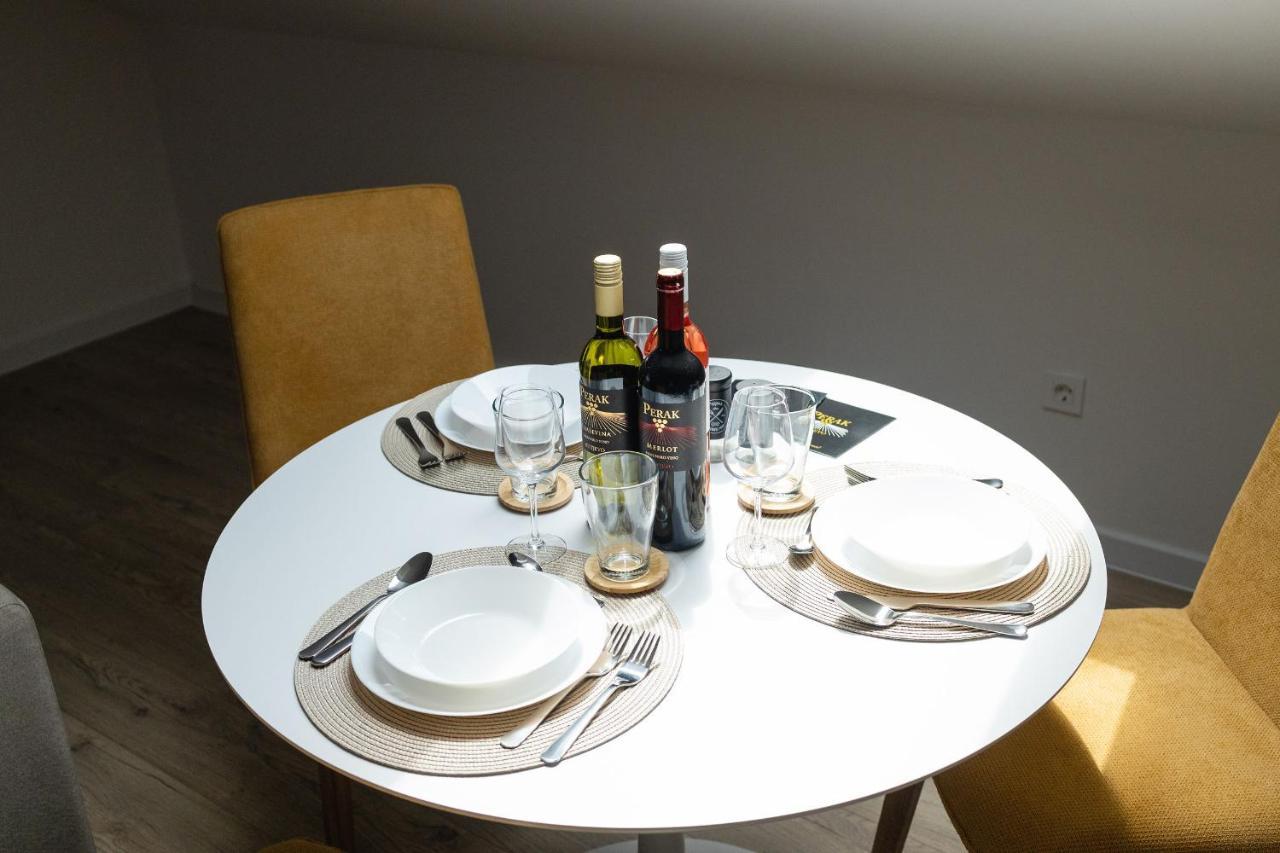 Kutjevo Rooms & Apartment Perak מראה חיצוני תמונה