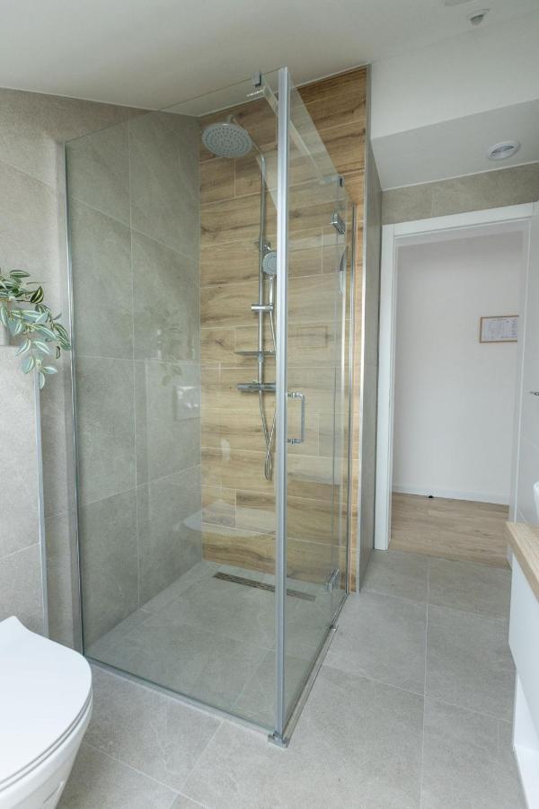 Kutjevo Rooms & Apartment Perak מראה חיצוני תמונה