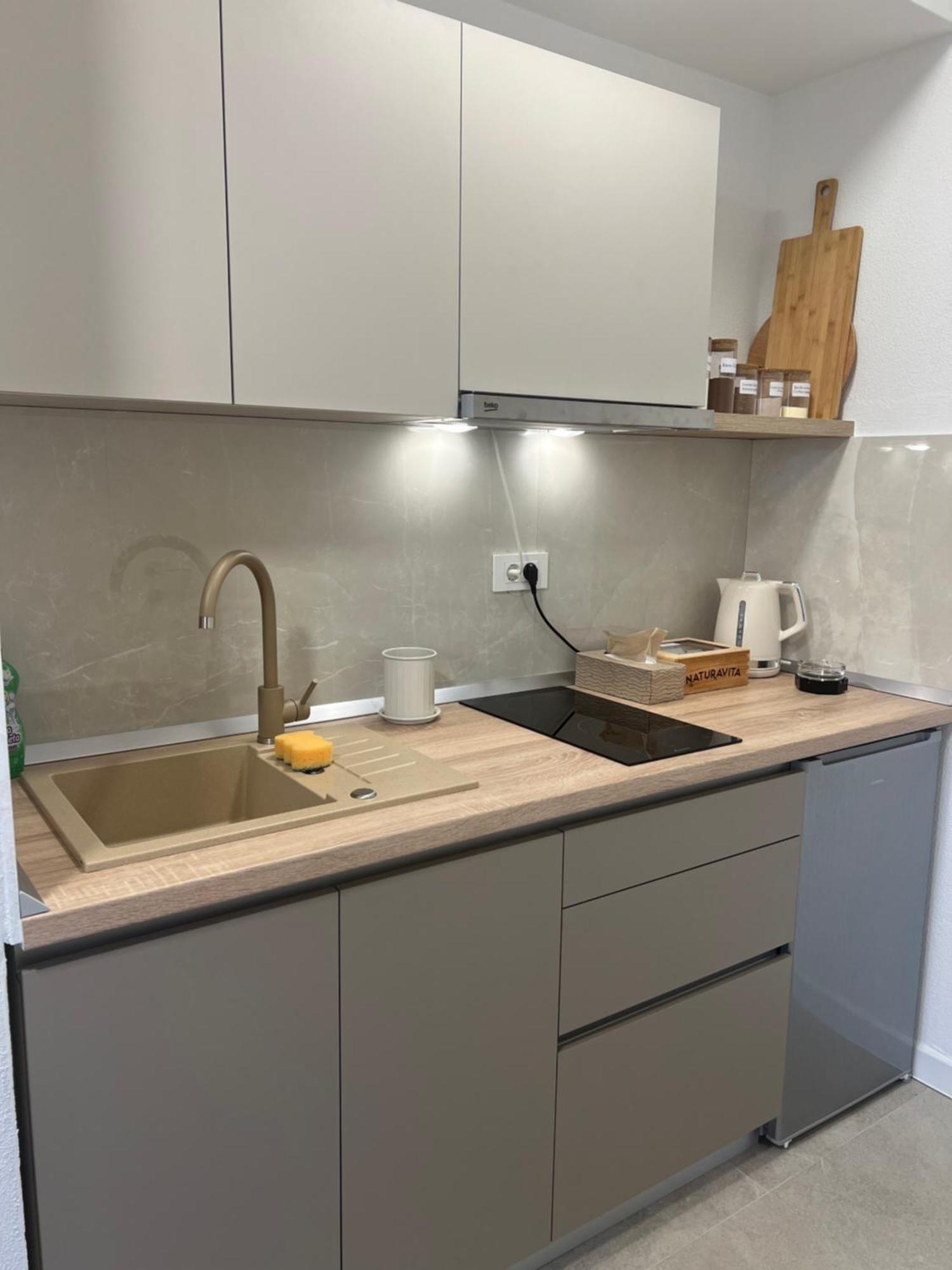 Kutjevo Rooms & Apartment Perak מראה חיצוני תמונה